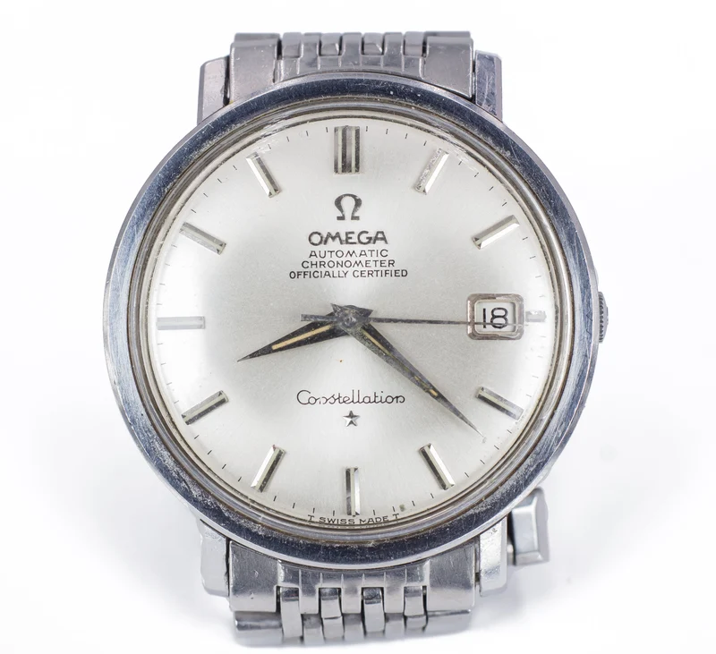 Montre bracelet vintage Omega Constellation en acier, automatique avec date. 1966