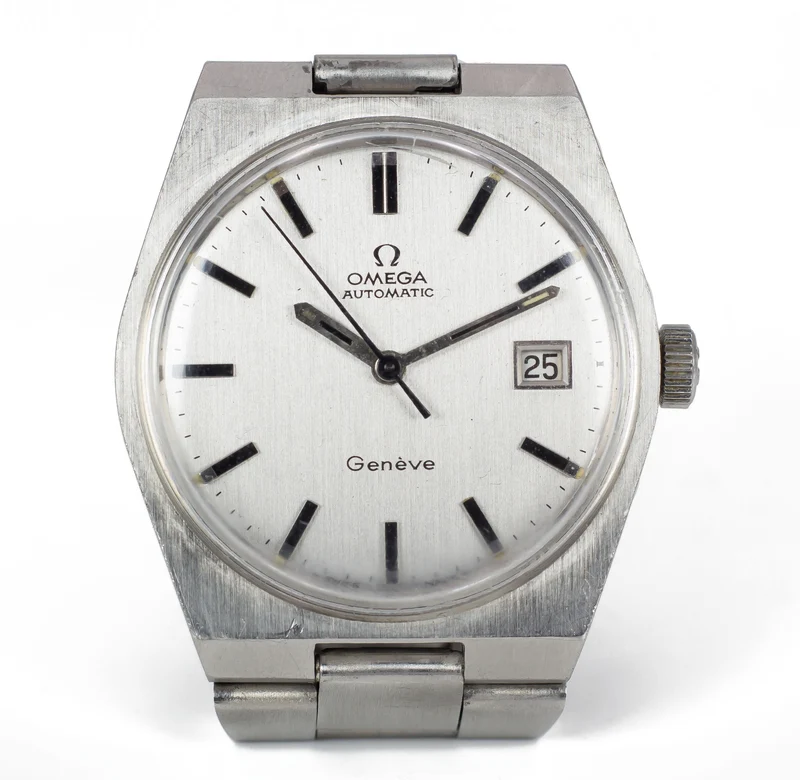 Montre-bracelet automatique Omega vintage en acier, 70