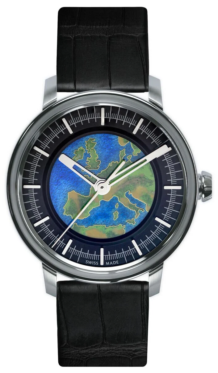 Lundis Bleus Europe Black..Reference Number: 1120.MA.CL.EU.NR