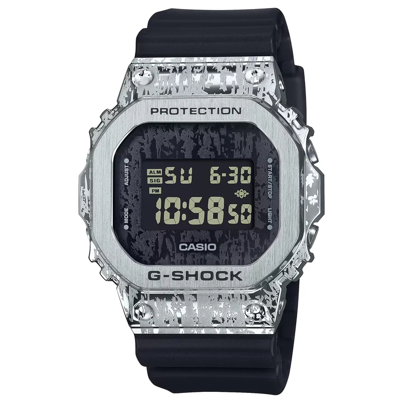 Montre Casio G-Shock GM-5600GC-1 Homme Argenté Noir