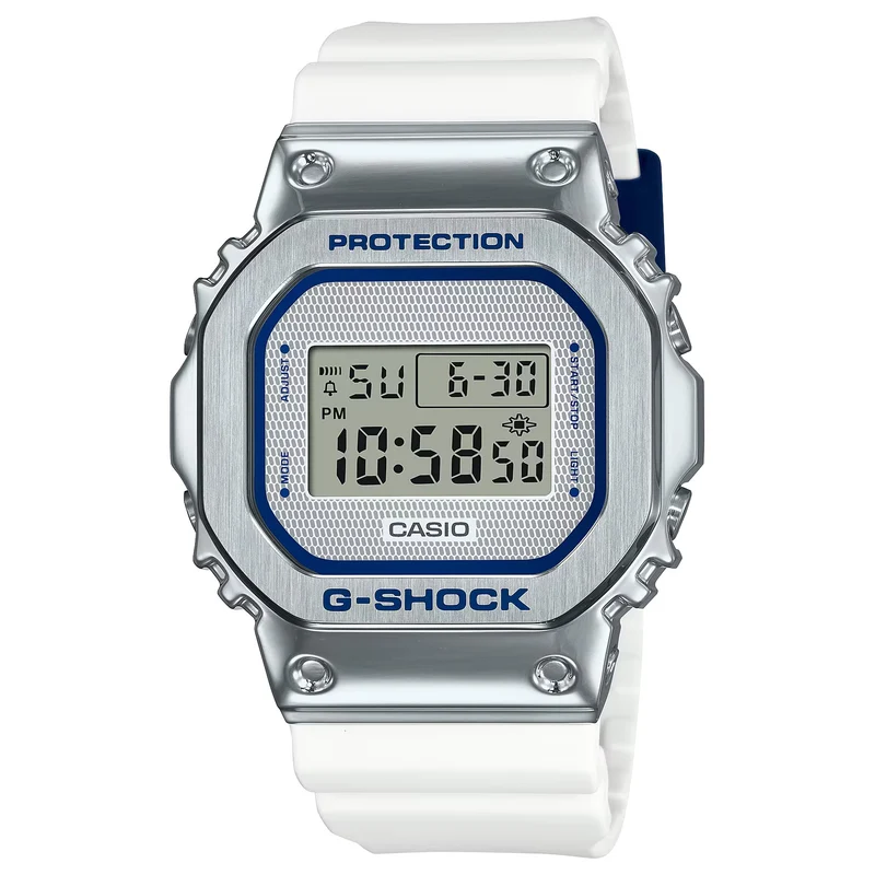 Montre Casio G-Shock GM-5600LC-7 Homme Argenté Blanc