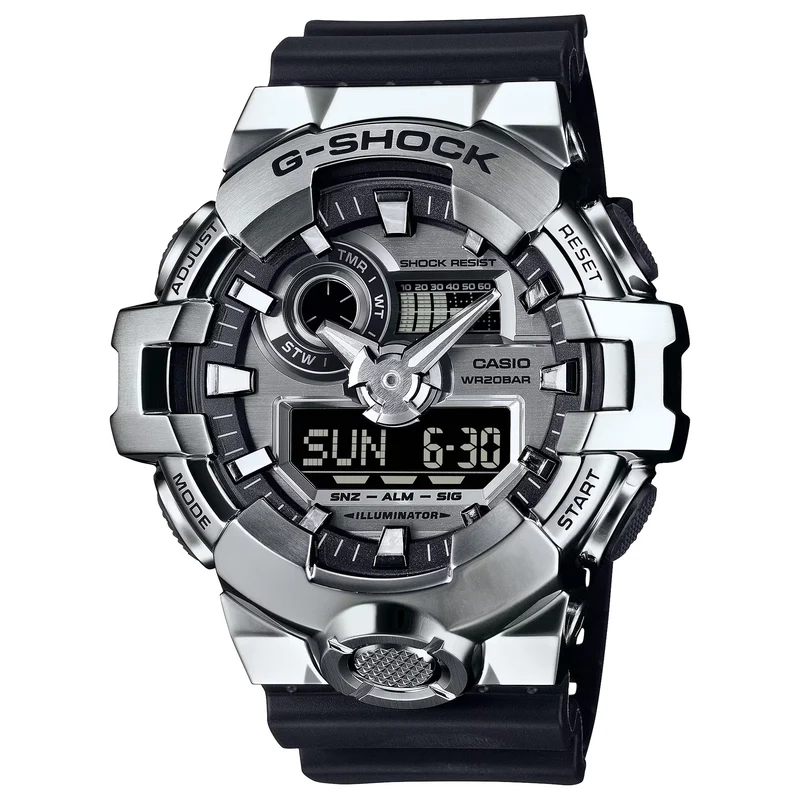 Montre Casio G-Shock GM-700-1A Homme Argenté Noir